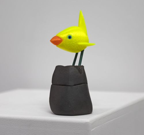 kurinuki bird box VI, with yellow bird by Chris Barnes