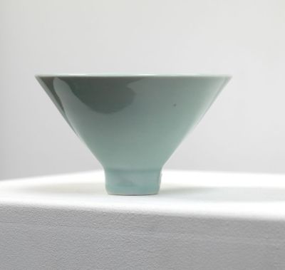 celadon v bowl i by peter humpherson