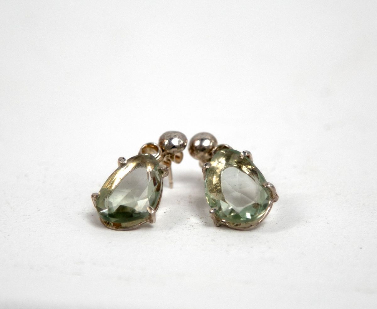 green amethyst silver earrings by ruth hollick