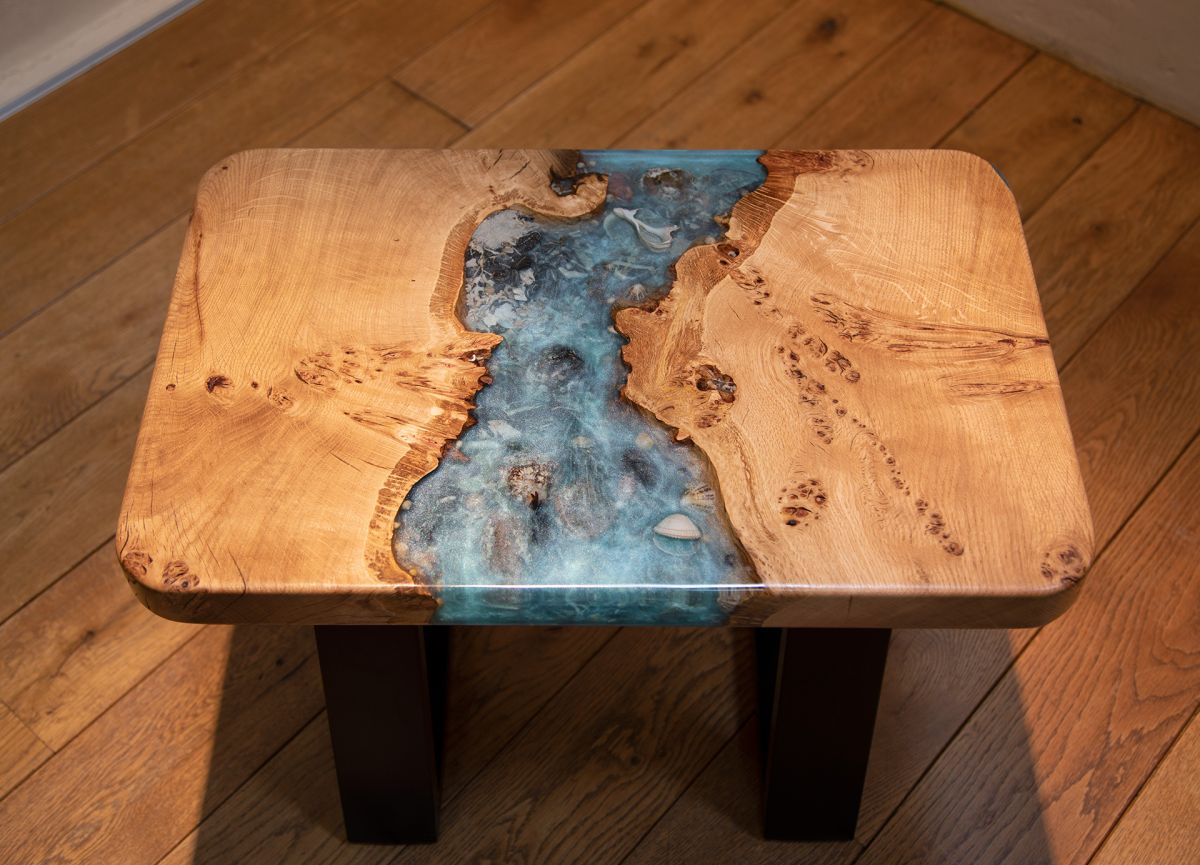 achnacroish wood and resin table