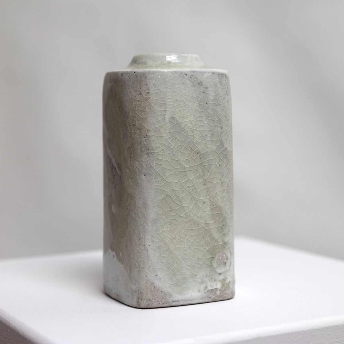 bottle vase V by peter humpherson
