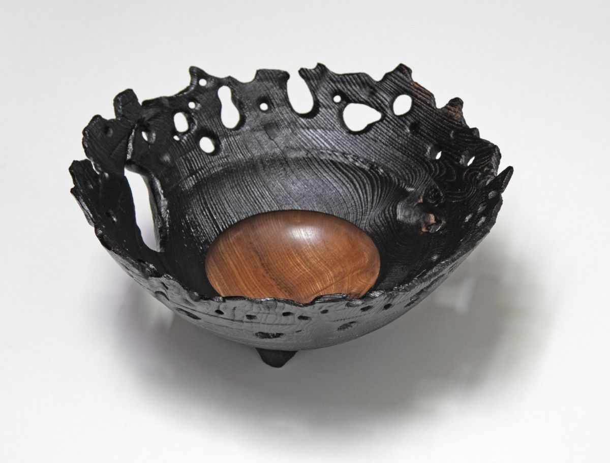 burr elm bowl, burnt rim II by angus clyne